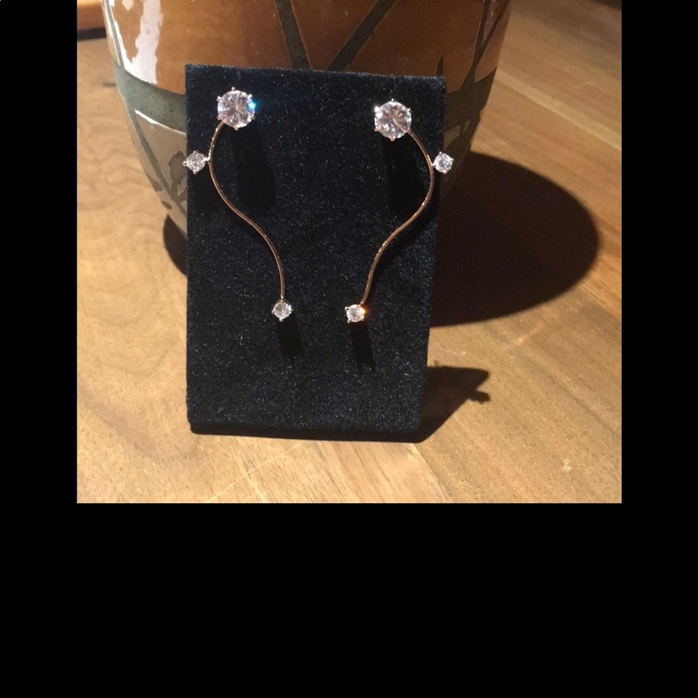 TWO EARRINGS IN ONE CZ STONES - Picture 5 of 6